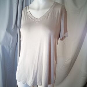 Streetwear Society Beige V-Neck Short Sleeve Tee